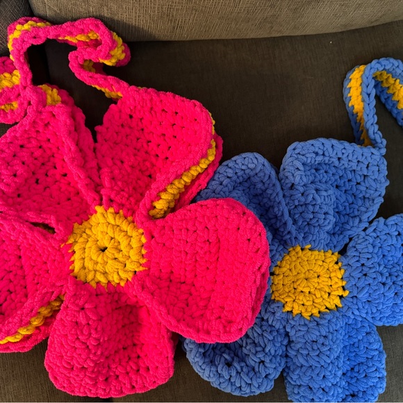 floral crochat bag - Picture 3 of 3